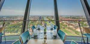 Drehrestaurant Skyline, Blick über Mannheim Richtung Pfalz